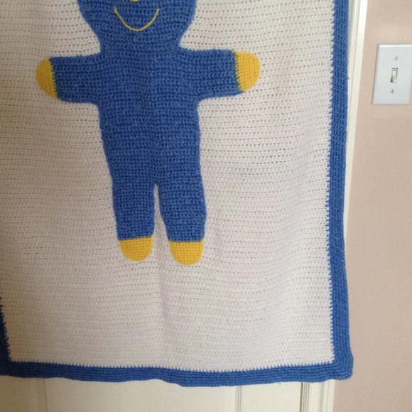 Handmade Knitted Baby Toddlers Teddy Bear Blanket Throw Blue White Soft Warm - Picture 3 of 6